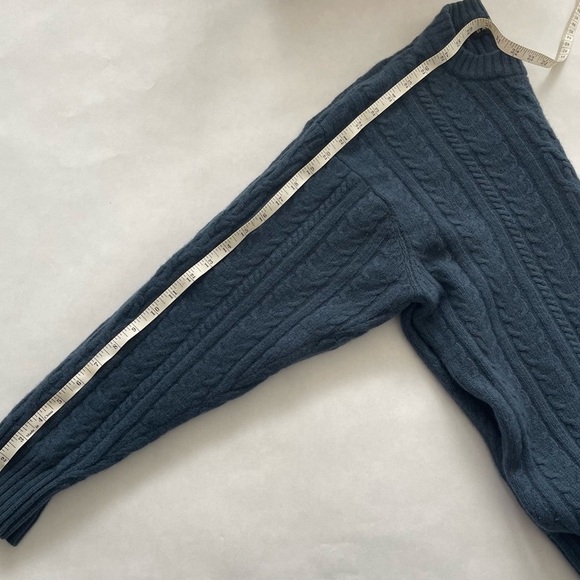 Balenciaga Vintage Women's Lambswool Blue Cable Knit Crewneck Sweater - Picture 5 of 5